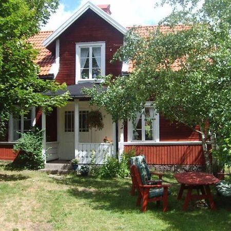 Karlstugan Cottage Vimmerby Εξωτερικό φωτογραφία